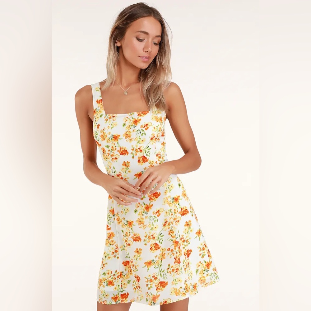 Lulus Women’s White & Orange Floral Print Dress